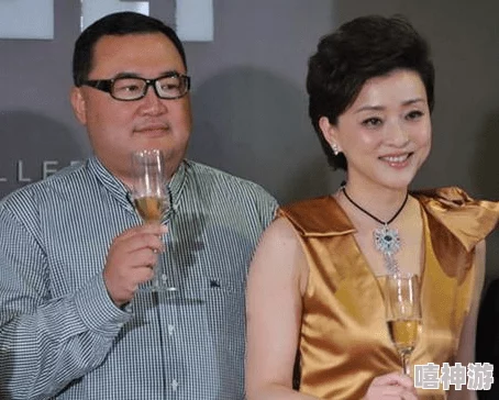 新婚张燕被两个局长txt新婚生活甜蜜幸福与事业并进