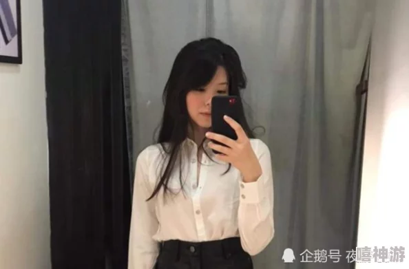 边做奶水边喷H高H共妻人妻沦陷夜夜笙歌娇喘不断